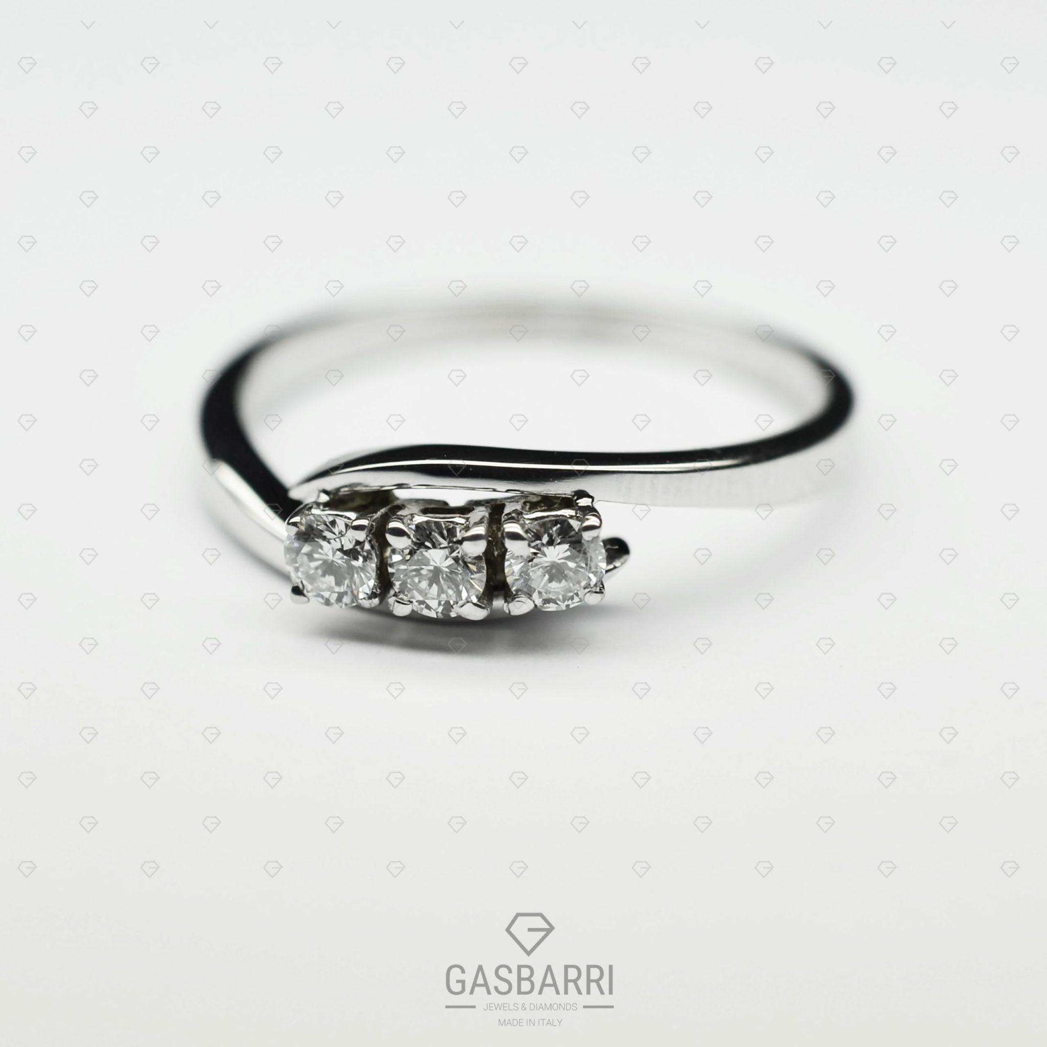 Anello Delfino 3 Diamanti F-VS1