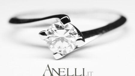 Anello Solitario Diamante 0,40 carati E-IF GIA