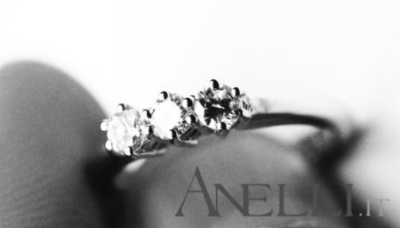 Anello trilogy 0,30 carati (F-IF)