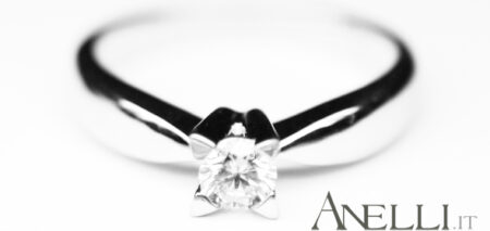 Diamante Solitario 0,45 Carati colore E purezza VS1