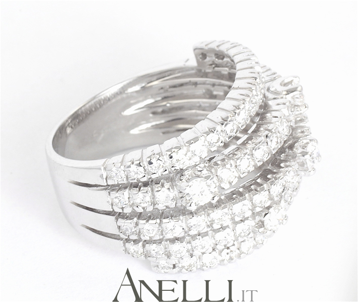 Anello con diamanti 2 ct.