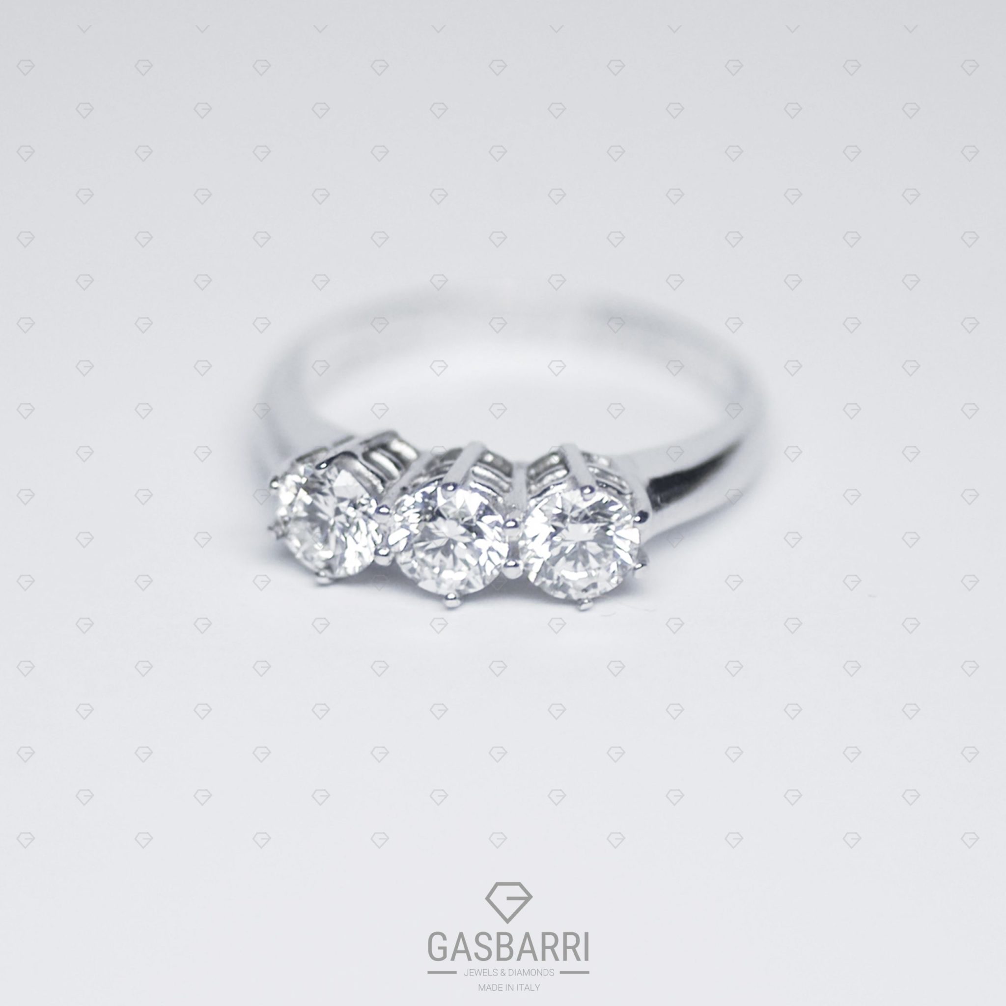 Anello con Diamanti Trilogy 0,50