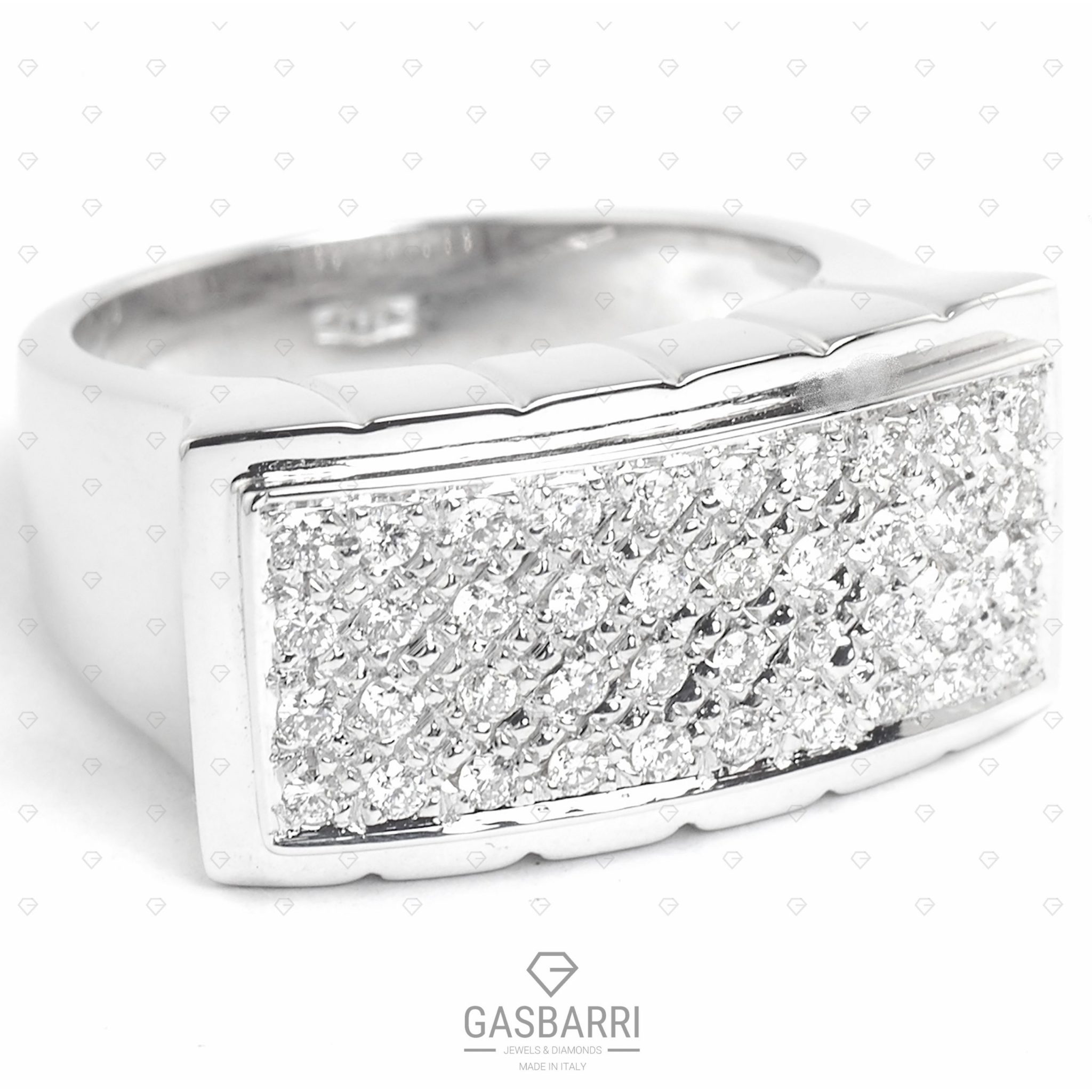 Anello con Pavè di Diamanti