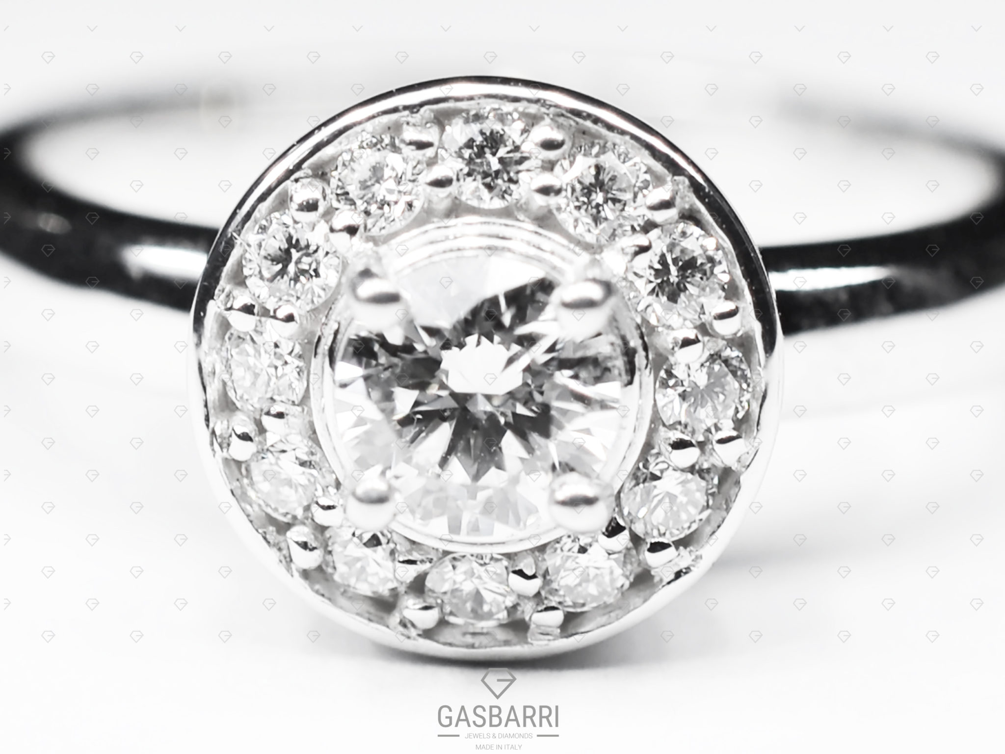 Anello da Fidanzamento con Diamante Centrale