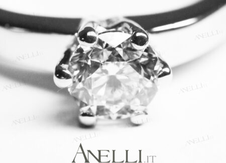 Anello di 1 carato colore G purezza VS2 GIA America