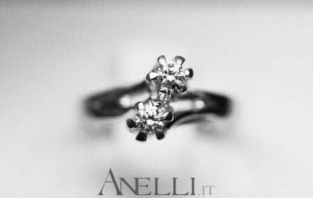 Anello Giulietta e Romeo o Contrariè da 0,16 ct.