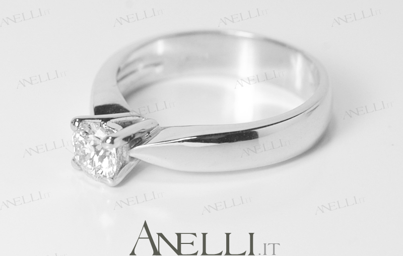 Anello Solitario 0,40 carati colore E purezza IF GIA