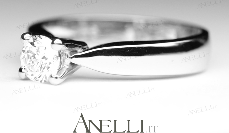 Anello Solitario Classico 0.38 carati H-VS2