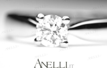 Anello Solitario con Diamante 0.40 carati D-IF GIA