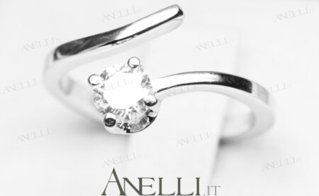 Anello Solitario Serpente 0.38 ct F-VS1