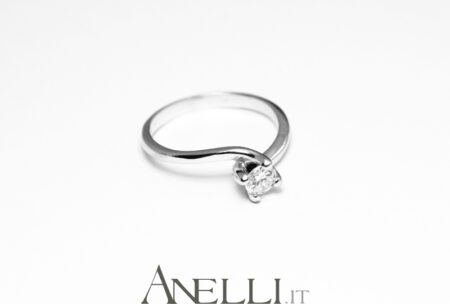 Anello Solitario Valentino 0,20 carati - Colore D purezza VVS1