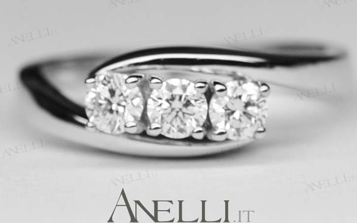 Anello Trilogy 0.60 carati colore F purezza IF