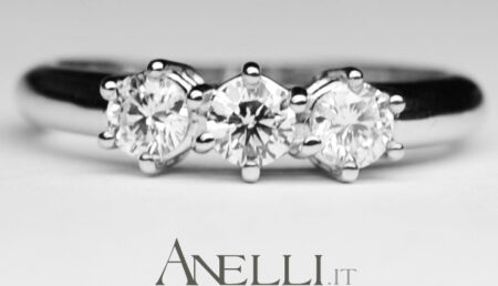 Anello Trilogy con Diamante 0,75 carati E-IF GIA