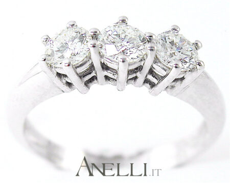 Anello Trilogy con Diamanti 0,78 carati (G-VS1)