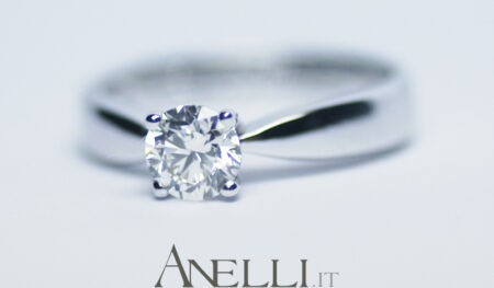 Anello con Diamante 0,45 carati colore E purezza VVS1