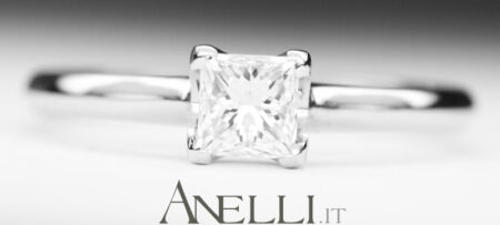 Anello con Diamante Princess di 0,40 carati F-VVS1