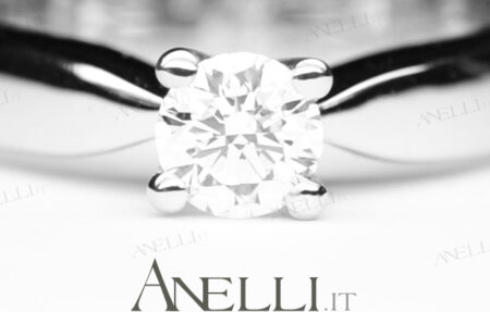 Solitario Classico con Diamante 0.38 ct D-VVS1