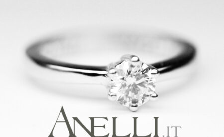 Solitario con diamante di mezzo carato (H-VS2) GIA