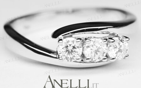 Trilogy 0,60 carati colore E purezza IF