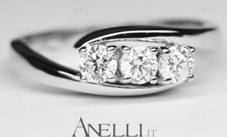 Trilogy di Diamanti 0.60 ct colore E purezza VS1