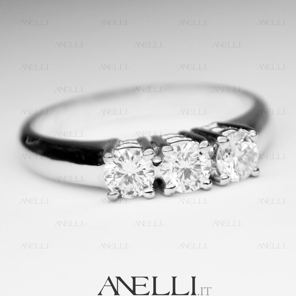 Trilogy Diamanti 0.54 carati Colore D purezza IF