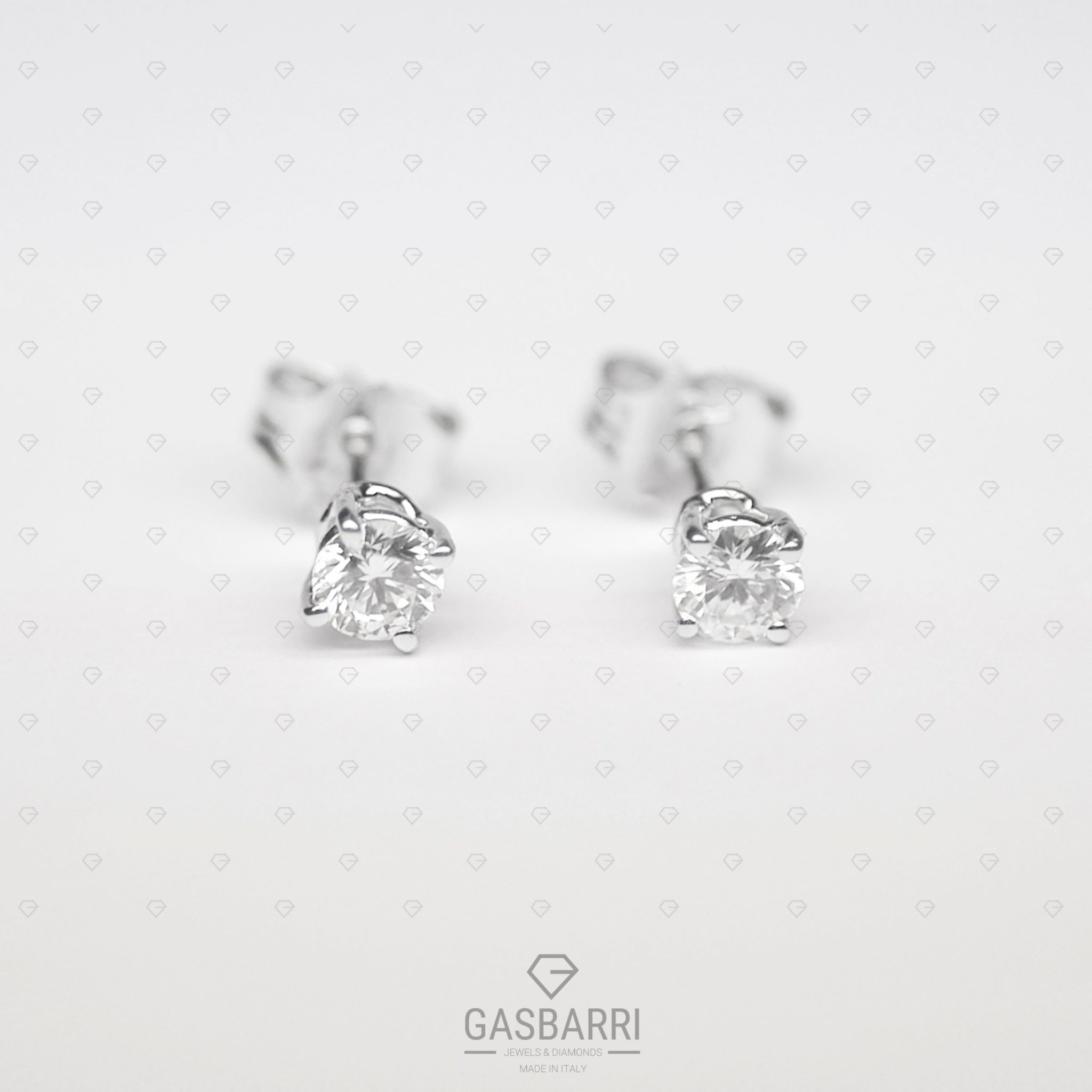 Orecchini con 2 Diamanti 0.50 D-VVS1